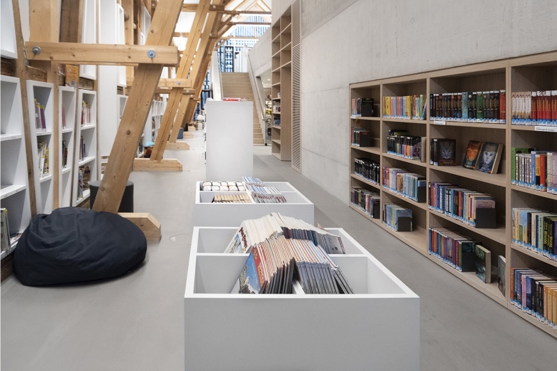 mediathek_kressbronn_public_library_de_008